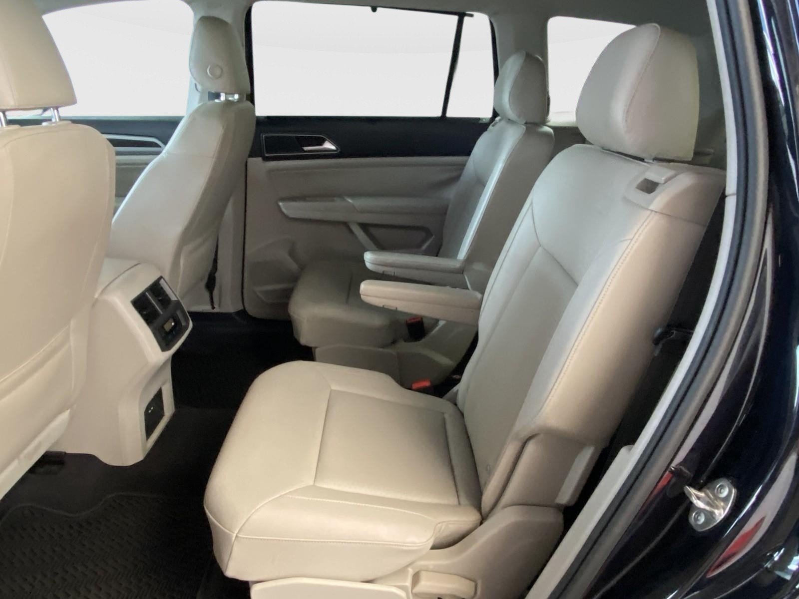 Used 2019 Volkswagen Atlas SEL R-Line AWD/4WD image 19