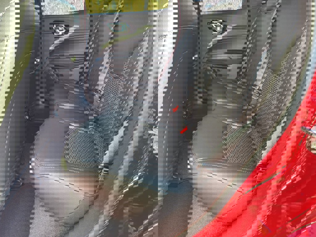 New 2026 Jeep Compass Latitude image 19