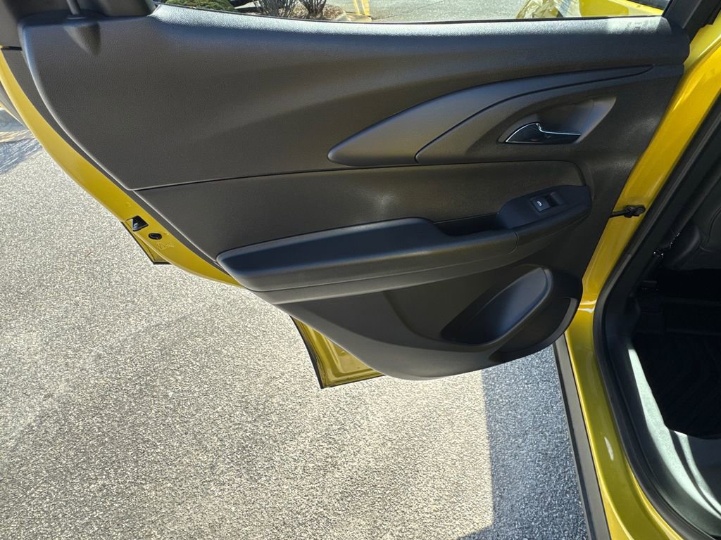 Used 2024 Chevrolet TrailBlazer ACTIV w/ Convenience Package image 22