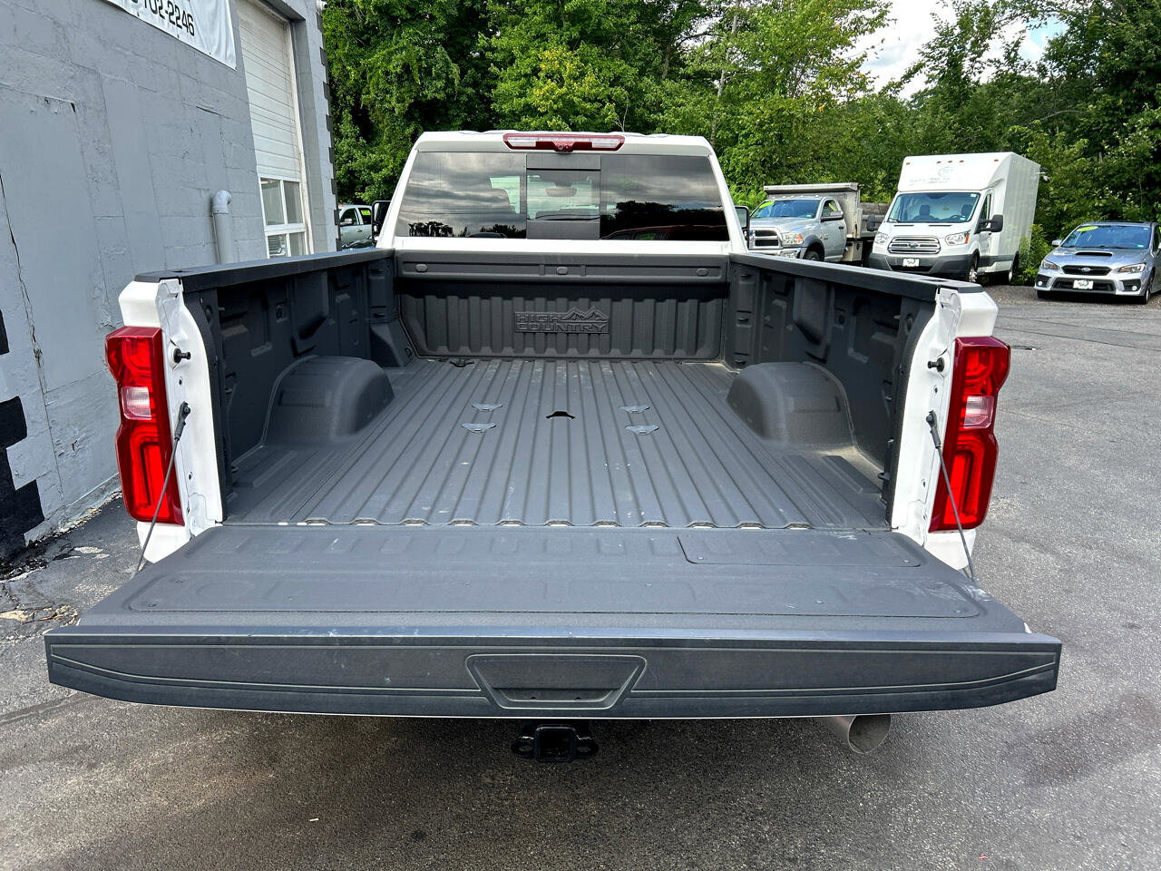 Used 2023 Chevrolet Silverado 3500 High Country image 7