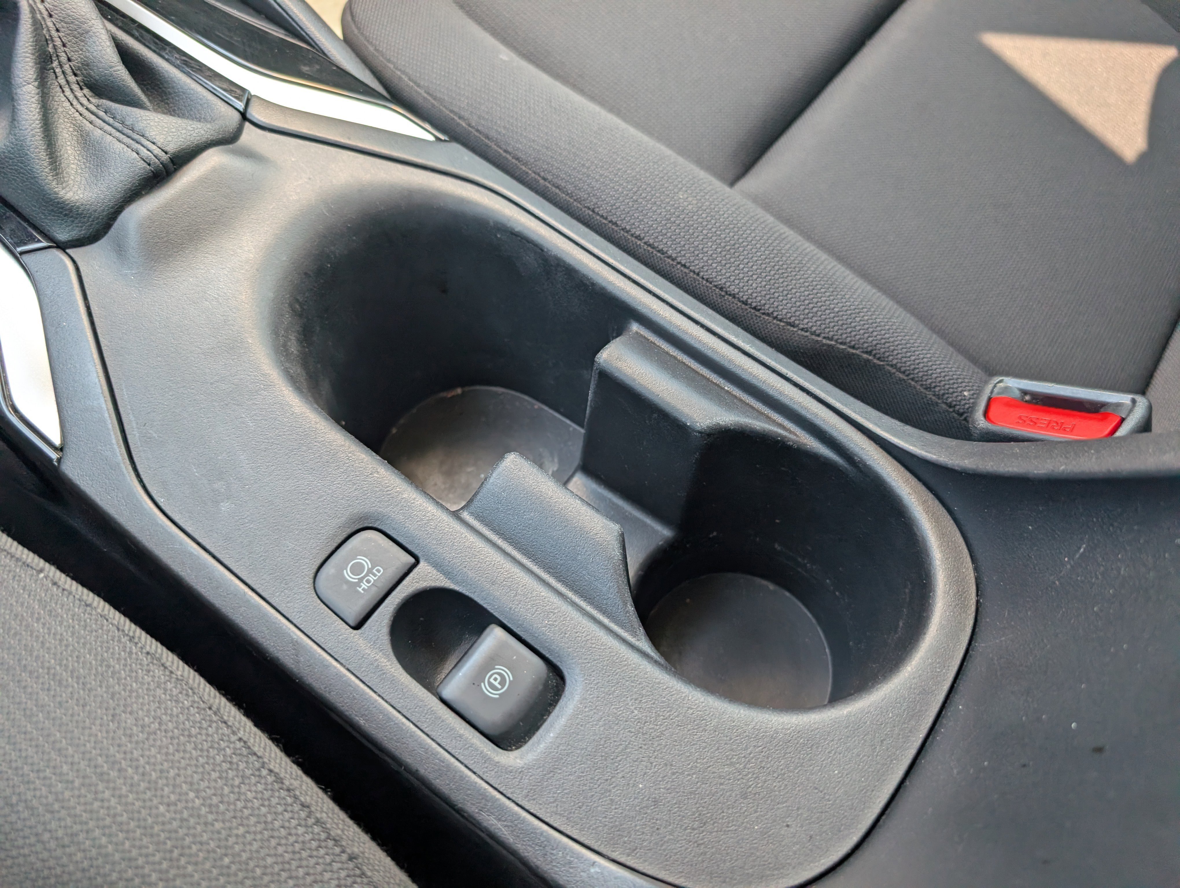 Certified 2025 Toyota Corolla LE FWD image 22
