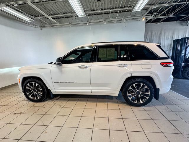 Used 2022 Jeep Grand Cherokee Overland w/ Luxury Tech Group IV image 13