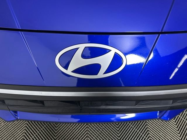 Certified 2024 Hyundai Elantra SEL image 9