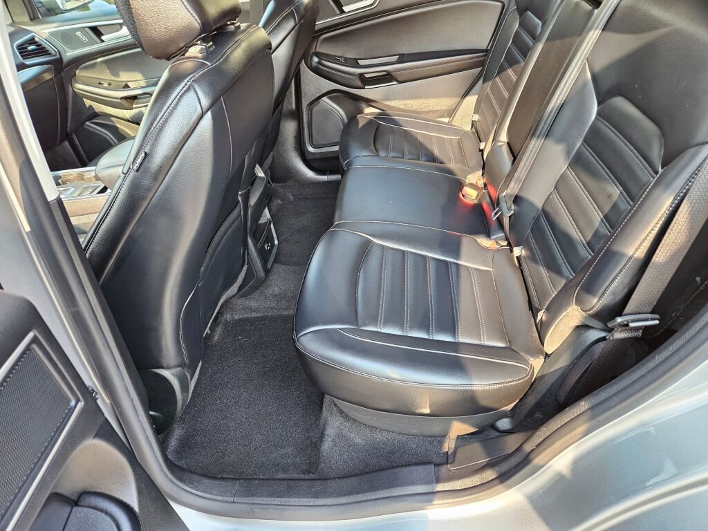 Used 2022 Ford Edge SEL image 22