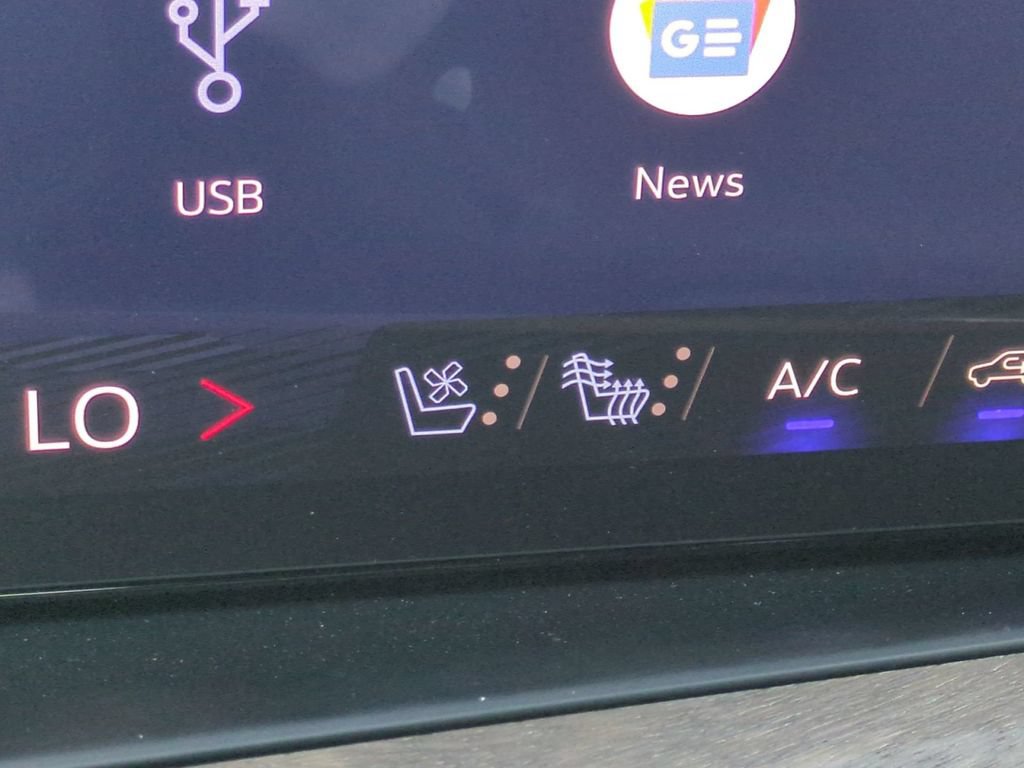 New 2026 Chevrolet Suburban High Country AWD/4WD image 23