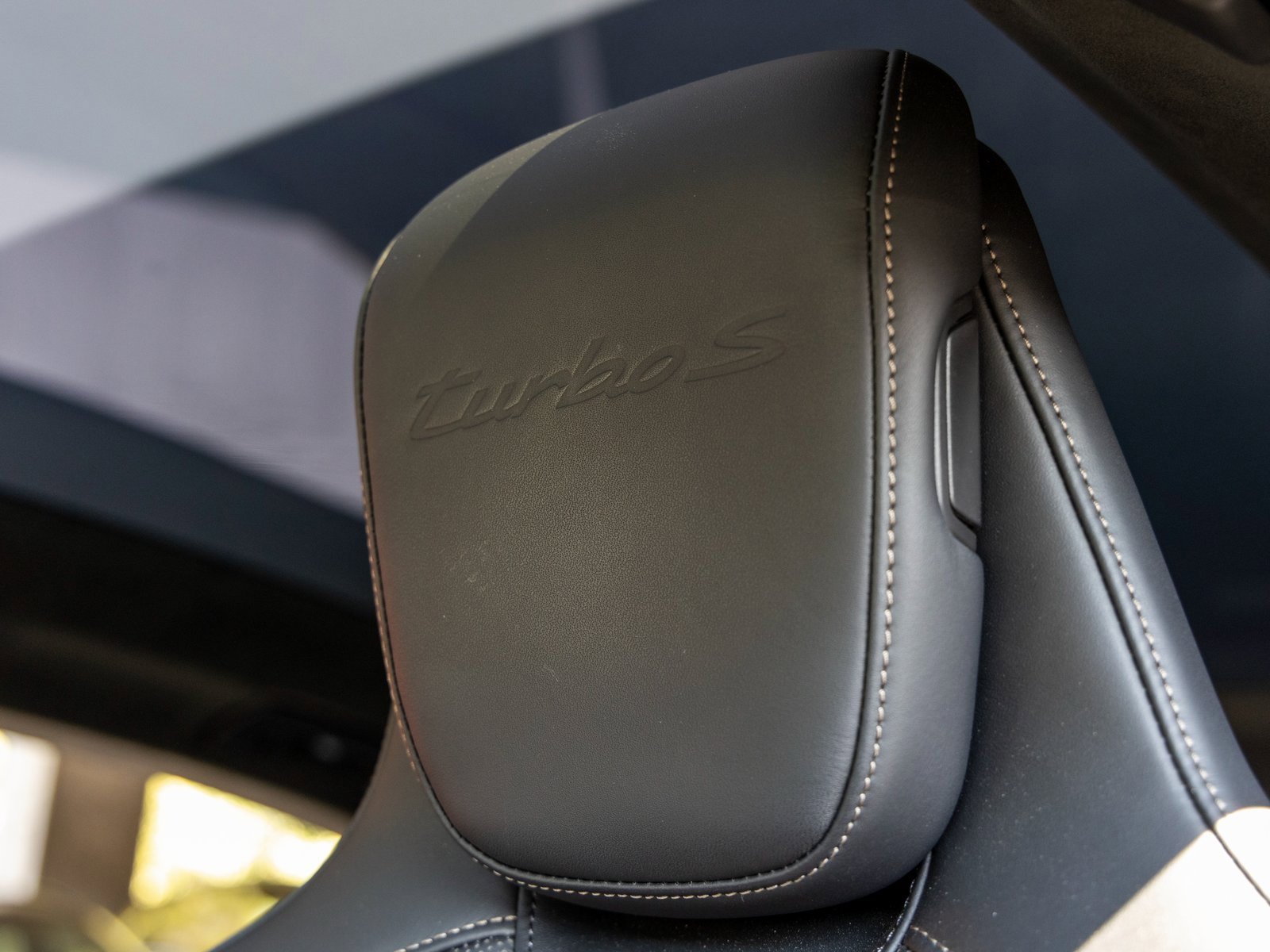 Certified 2025 Porsche Taycan Turbo S image 29