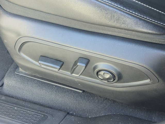 Used 2023 Jeep Grand Cherokee L Limited w/ Trailer Tow Group (B) image 26