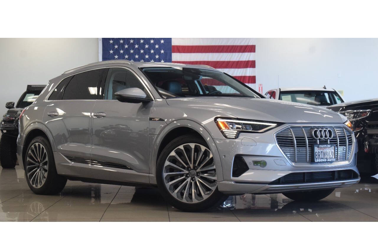 Used 2019 Audi e-tron Prestige w/ Prestige Package