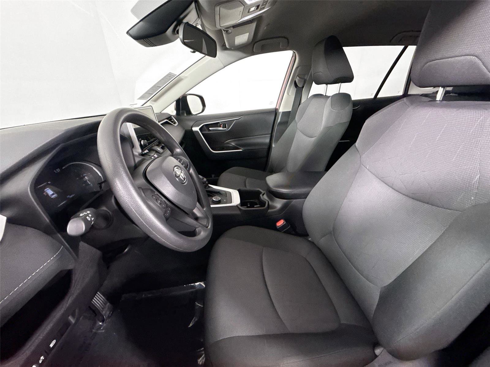 Certified 2025 Toyota RAV4 XLE image 3