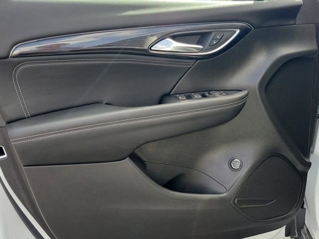 Used 2022 Buick Envision Preferred FWD image 14
