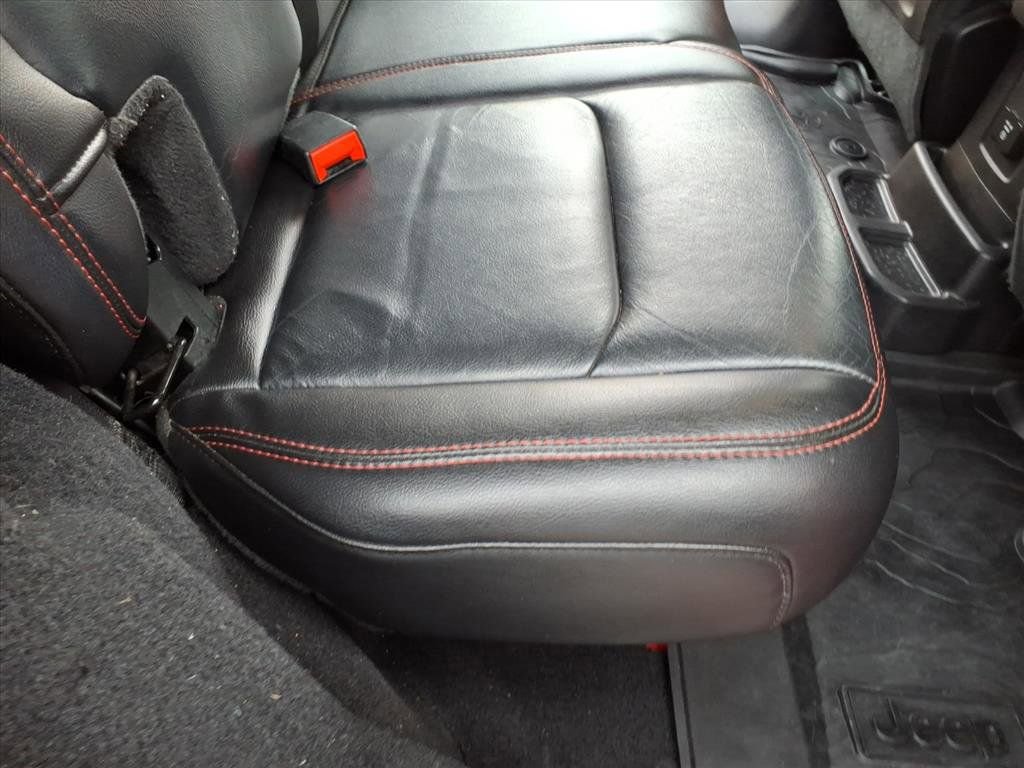 Used 2020 Jeep Wrangler Unlimited Rubicon w/ Dual Top Group image 18