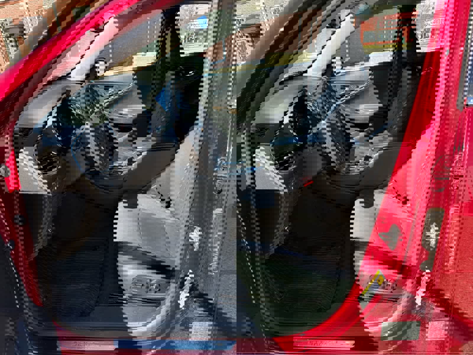 Used 2017 Chevrolet Malibu Premier w/ Premier Sun and Wheel Package image 17