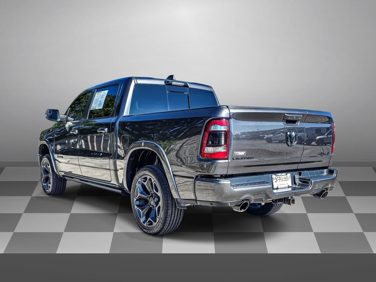 Used 2022 RAM 1500 Limited AWD/4WD image 4
