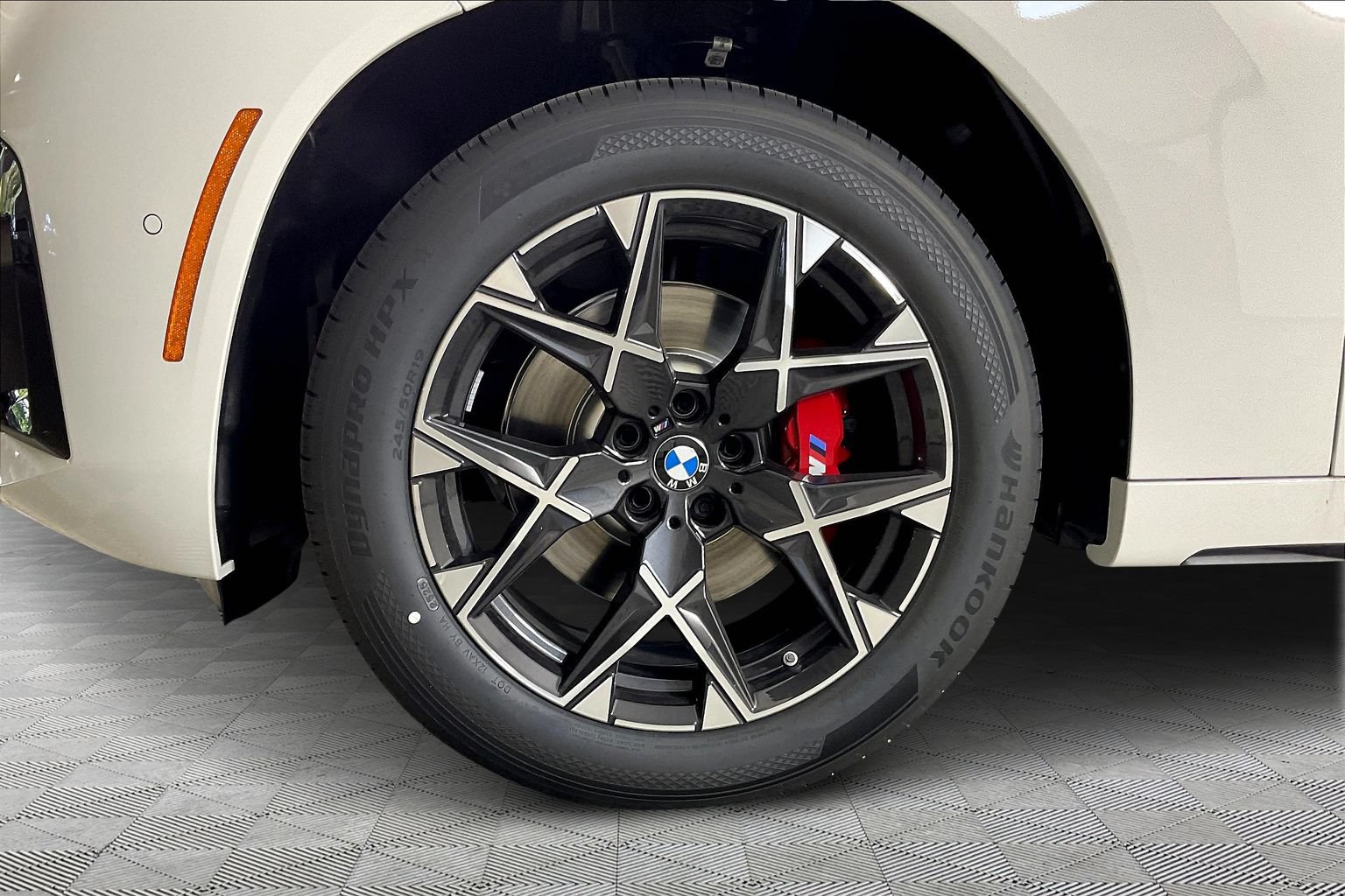 New 2026 BMW X3 xDrive30i w/ M Sport Package AWD/4WD image 16