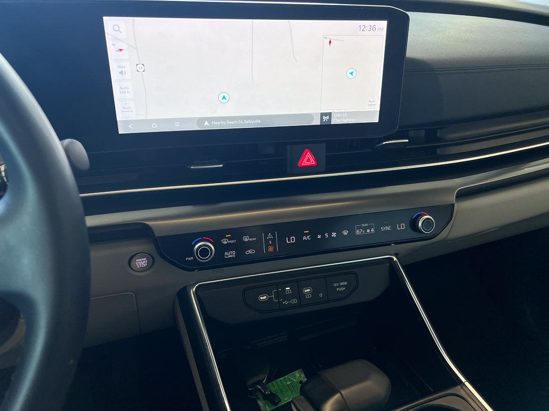 Used 2025 Kia Carnival SX FWD image 24