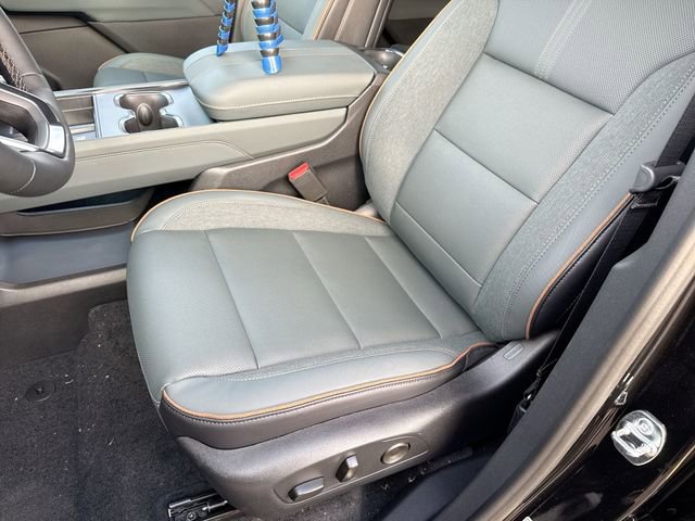 New 2026 GMC Acadia AT4 w/ Super Cruise Package AWD/4WD image 11