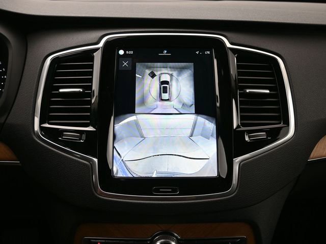 Used 2024 Volvo XC90 B6 Plus w/ Protection Package Premier image 21