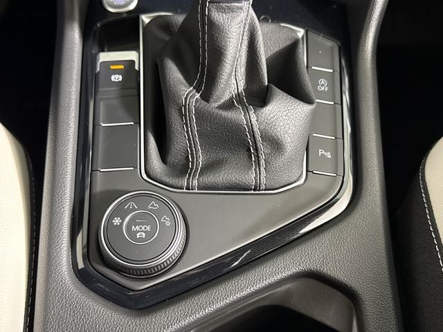 New 2026 Volkswagen Taos SE AWD/4WD image 37