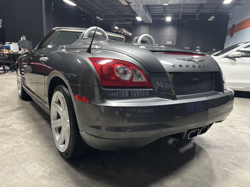 Used 2005 Chrysler Crossfire Limited RWD image 8