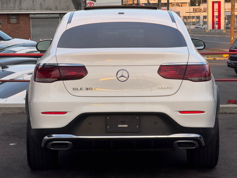 Used 2021 Mercedes-Benz GLC 300 4MATIC Coupe image 13