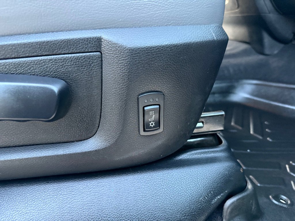 Used 2017 RAM 3500 Lone Star image 24