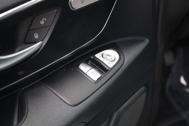 Used 2023 Mercedes-Benz Metris Passenger image 13