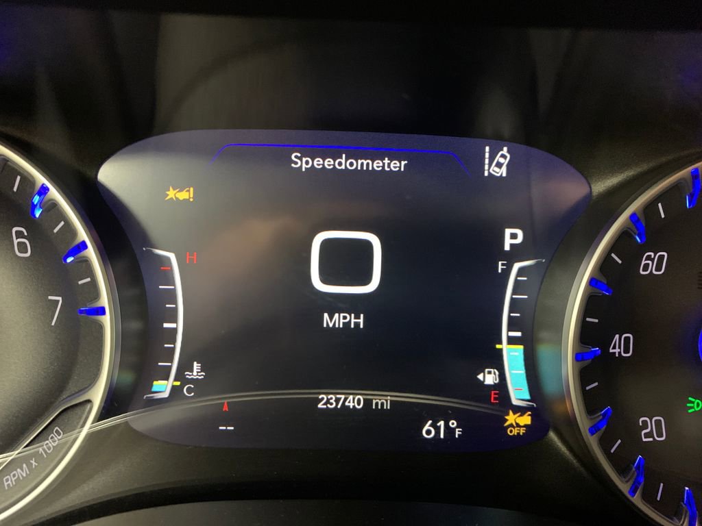 Used 2026 Chrysler Pacifica Limited w/ S Appearance Package FWD image 34