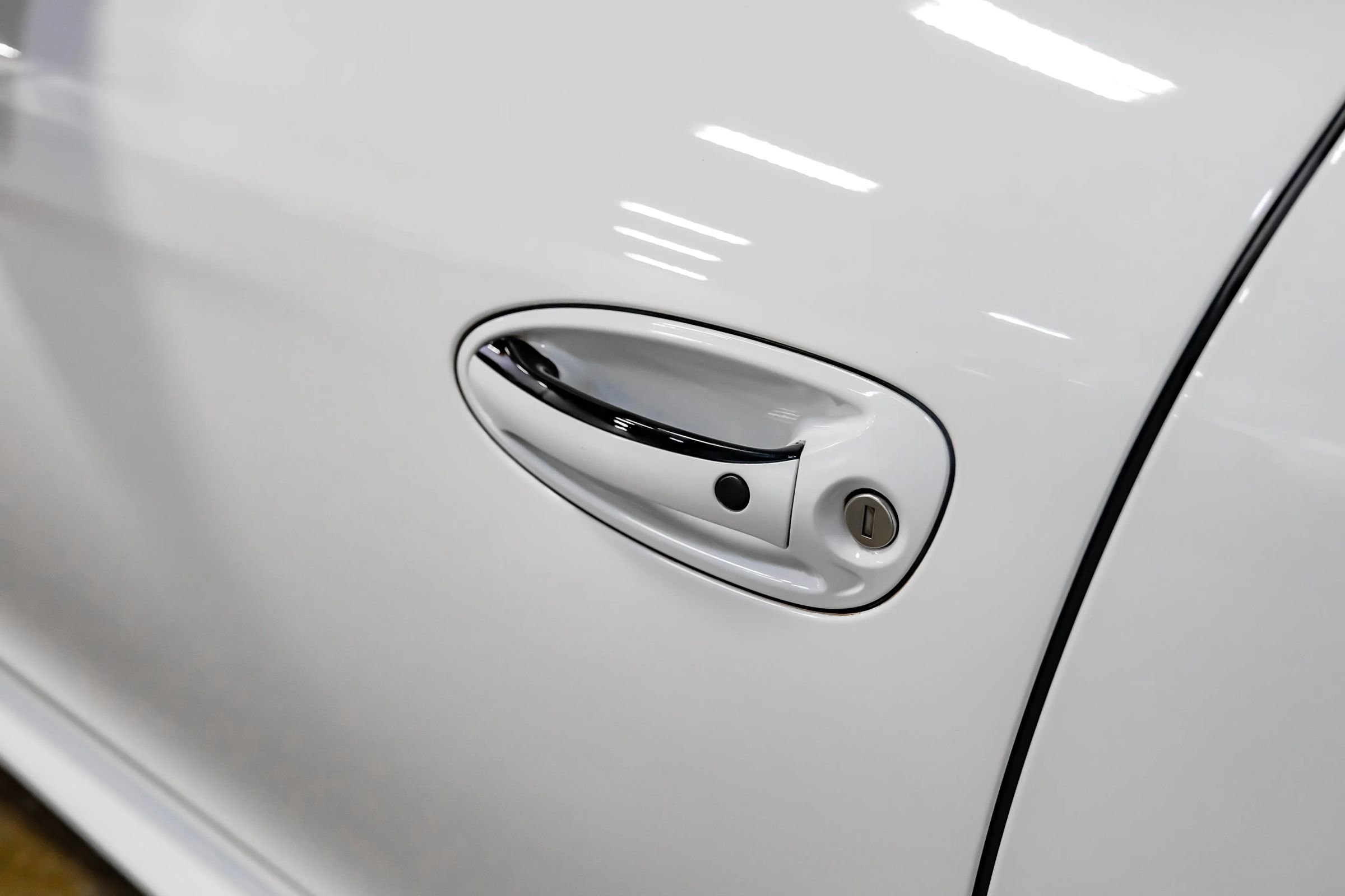 Used 2014 Porsche Panamera S image 21