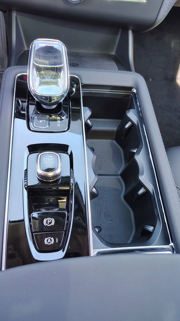 New 2026 Volvo XC90 B6 Plus image 21