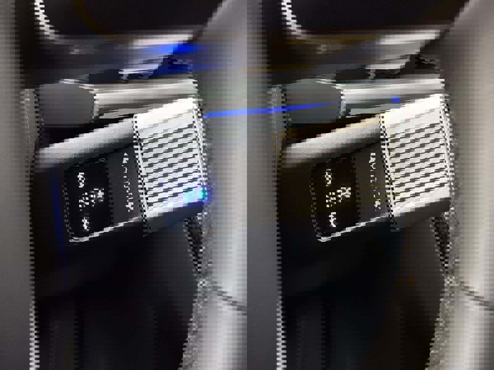 Certified 2025 Hyundai Santa Fe Limited image 15