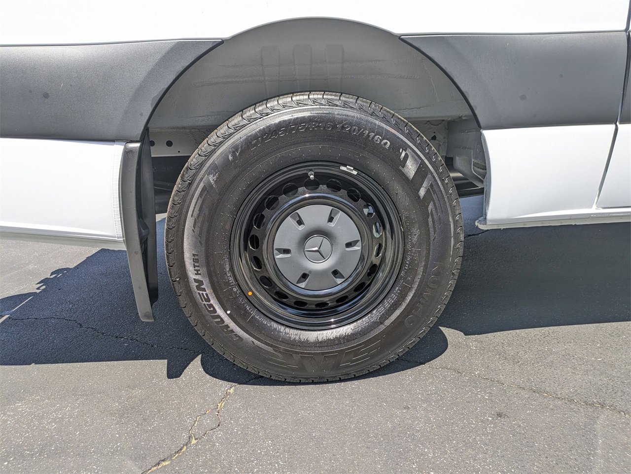 New 2025 Mercedes-Benz Sprinter 2500 image 13