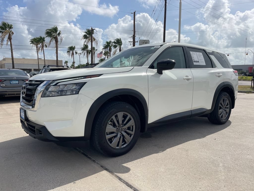 Certified 2024 Nissan Pathfinder S