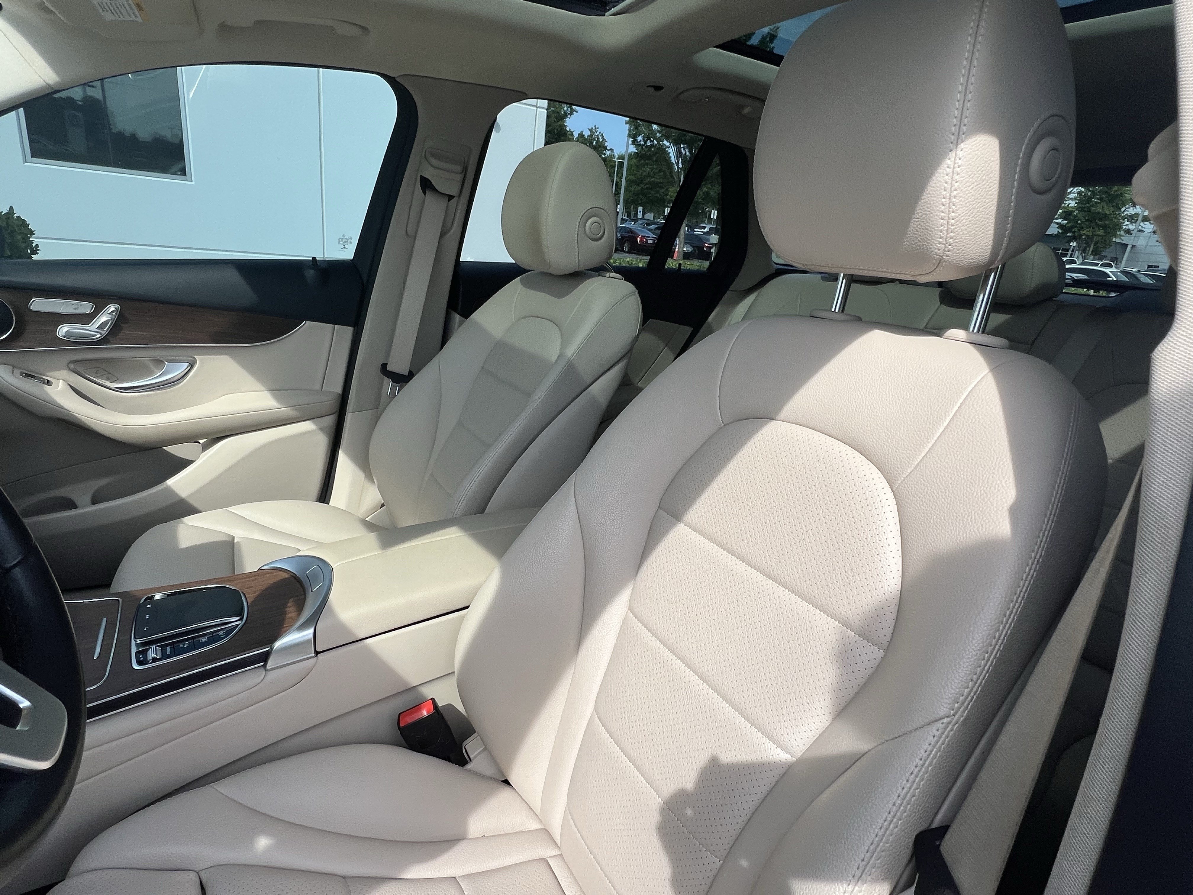 Certified 2021 Mercedes-Benz GLC 300 4MATIC image 16