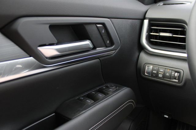 New 2026 GMC Terrain Elevation w/ Technology Package II AWD/4WD image 22