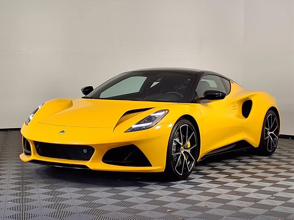 Used 2025 Lotus Emira image 3