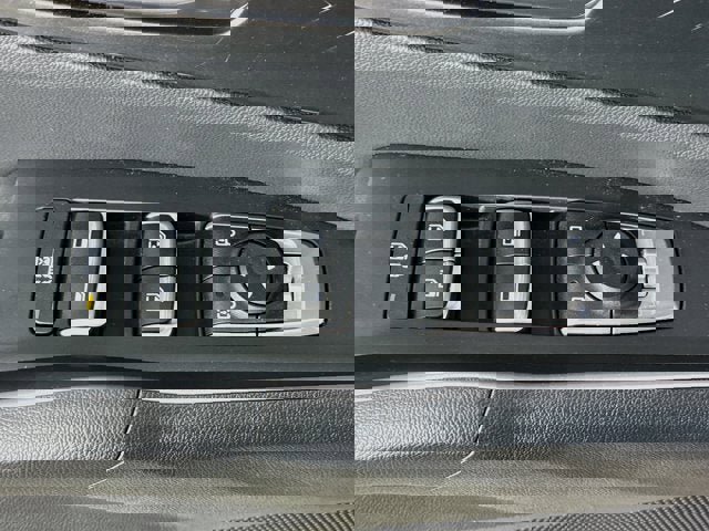 Certified 2023 Kia Sorento EX image 18