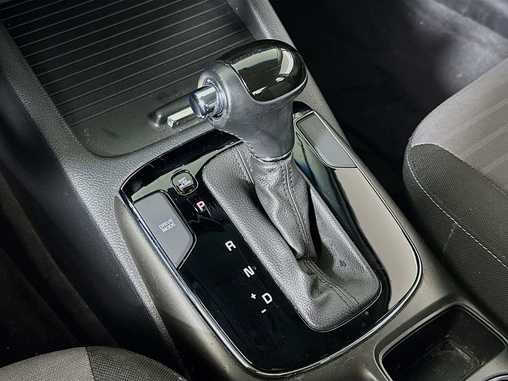 Used 2017 Kia Forte S image 16