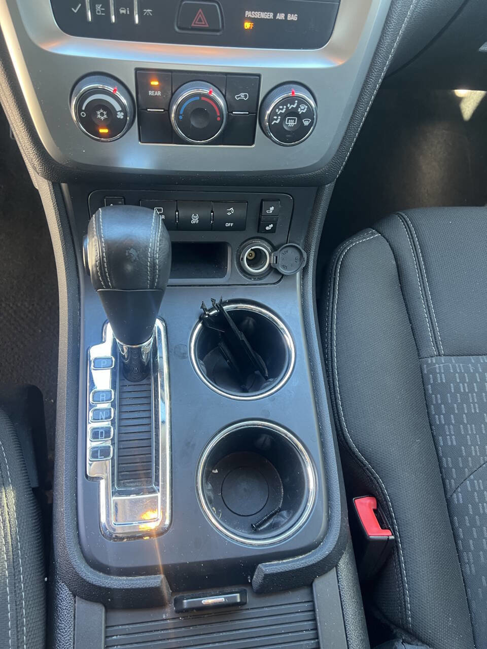 Used 2014 GMC Acadia SLE image 24