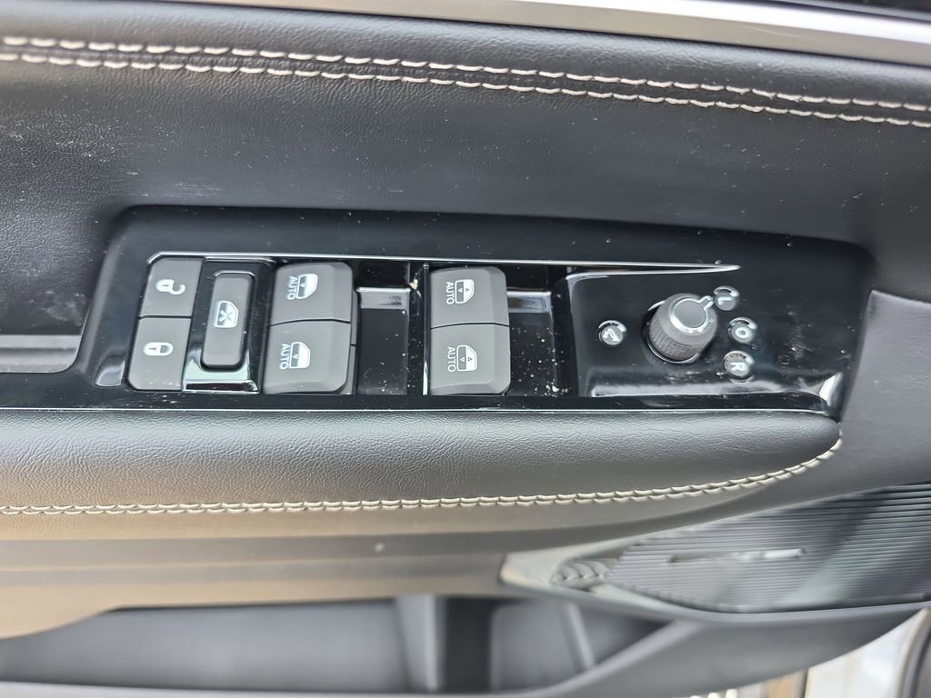 New 2026 Jeep Grand Wagoneer Limited AWD/4WD image 30