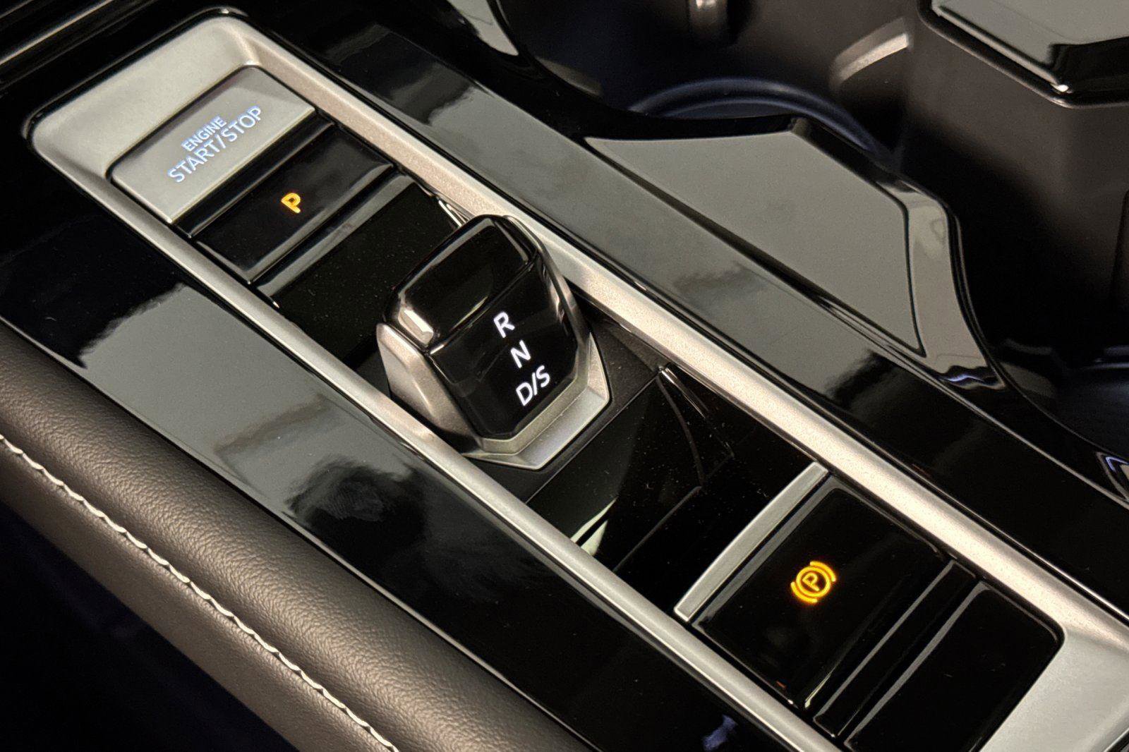 New 2026 Volkswagen Atlas SE image 21