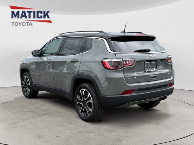 Used 2022 Jeep Compass Limited AWD/4WD image 5