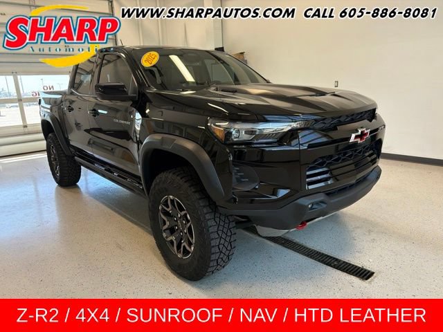 Used 2025 Chevrolet Colorado ZR2 AWD/4WD image 1