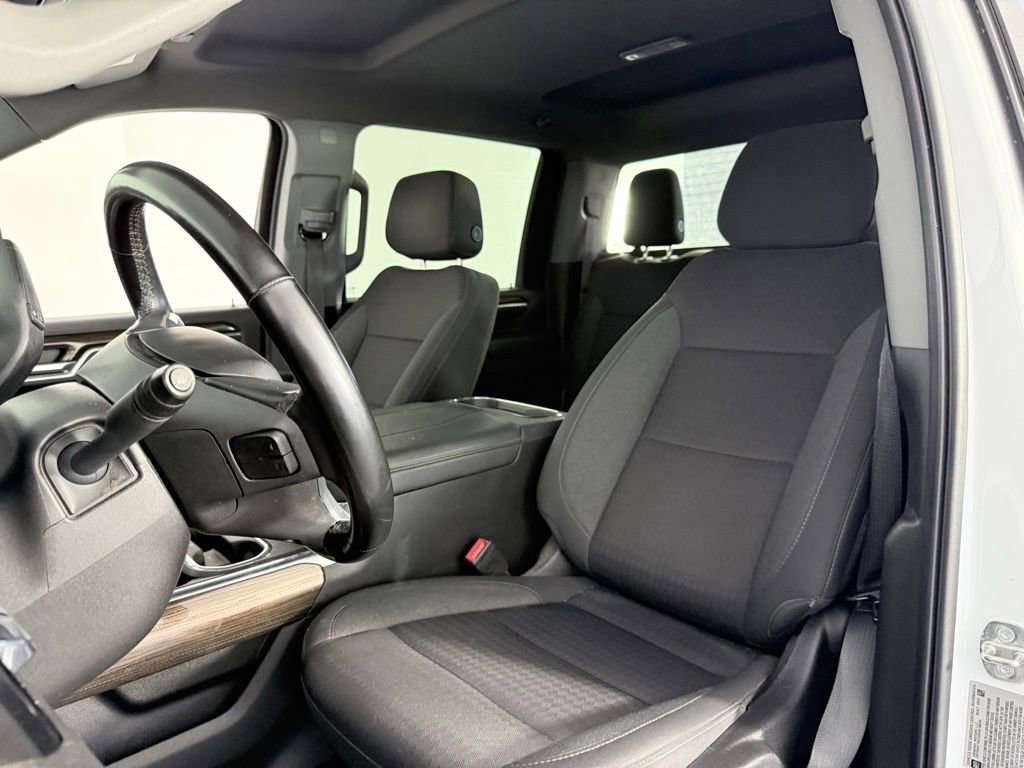 Used 2024 Chevrolet Silverado 2500 LT w/ Convenience Package image 11