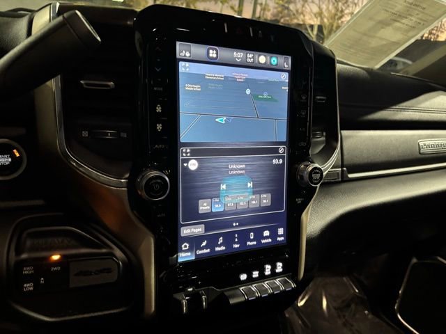 Used 2024 RAM 2500 Laramie image 22