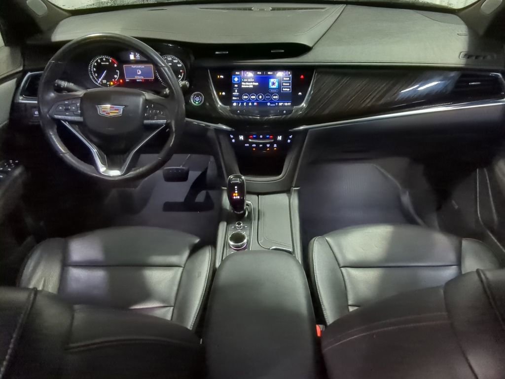 Used 2023 Cadillac XT6 Premium Luxury image 29