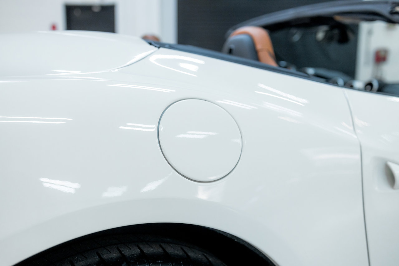 Used 2016 Ferrari California T image 25