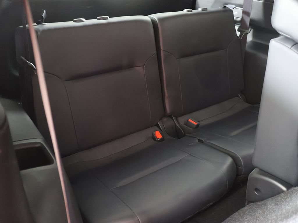 Used 2024 Mitsubishi Outlander SE Black Edition FWD image 33