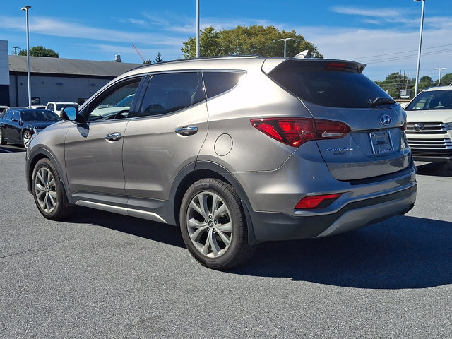 Used 2018 Hyundai Santa Fe Sport w/ 2.0T Ultimate Tech Package 05 AWD/4WD image 3