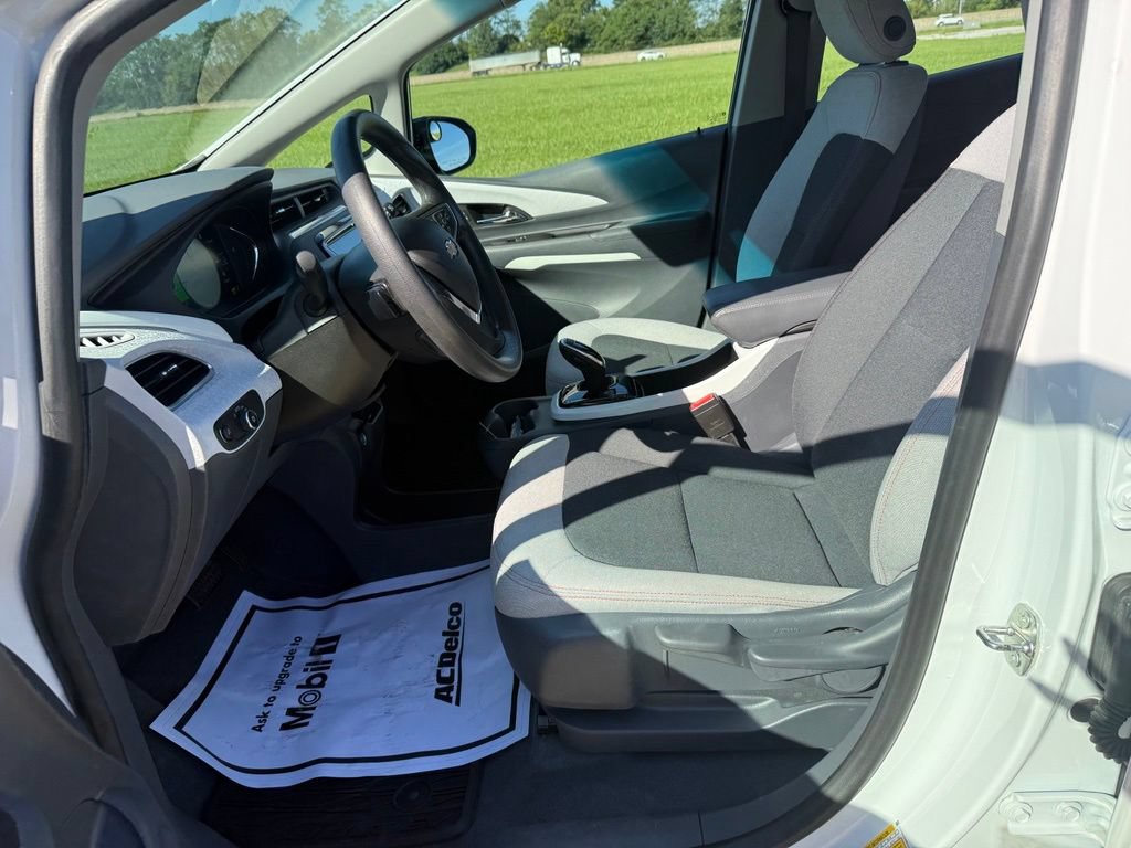 Used 2021 Chevrolet Bolt LT FWD image 26