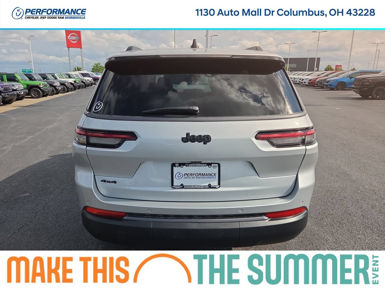 New 2026 Jeep Grand Cherokee L Limited w/ Limited Altitude Package AWD/4WD image 6